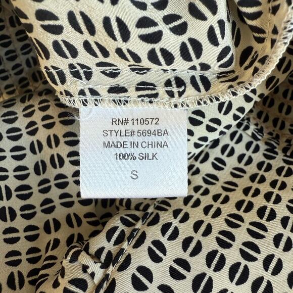TWELFTH STREET BY CYNTHIA VINCENT BLACK AND WHITE SILK BLOUSE SIZE SMALL - Picture 7 of 7